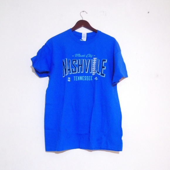 Gildan Other - Nashville, Tennessee T-Shirt